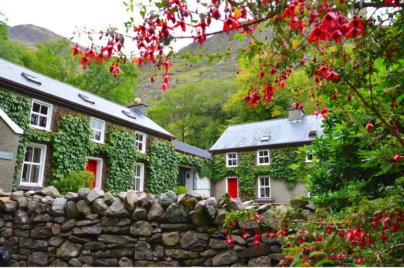 Delphi Lodge Cottages Leenaun Exteriör bild