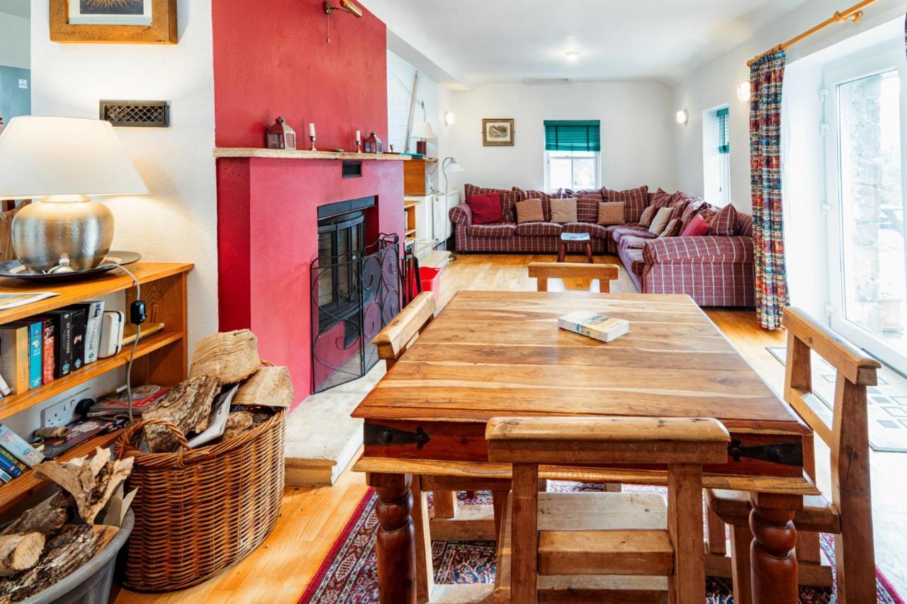 Delphi Lodge Cottages Leenaun Exteriör bild